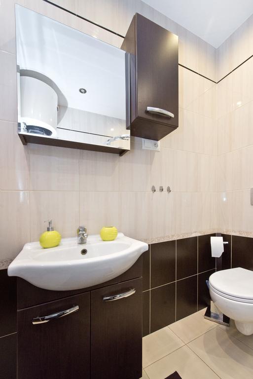 Gdanskie Apartamenty - Apartamenty - Dluga Z Widokiem Na Ratusz I Nad Motlawa Oda fotoğraf